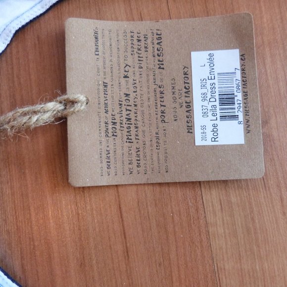 Message Factory Leila Dress - Picture 3 of 8